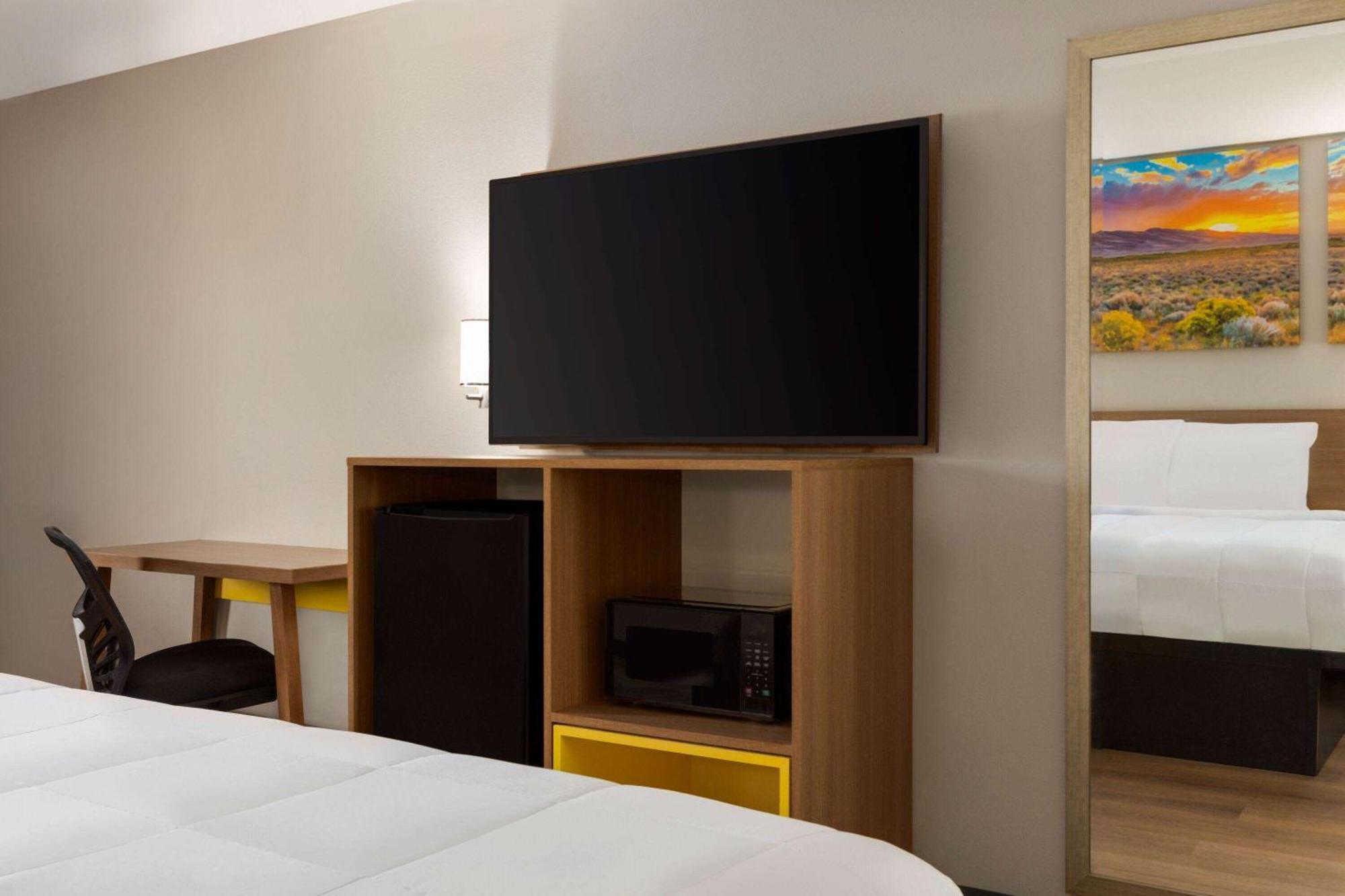 Days Inn By Wyndham Ковингтон Экстерьер фото